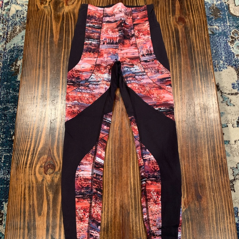 Lululemon full length legging, size 6